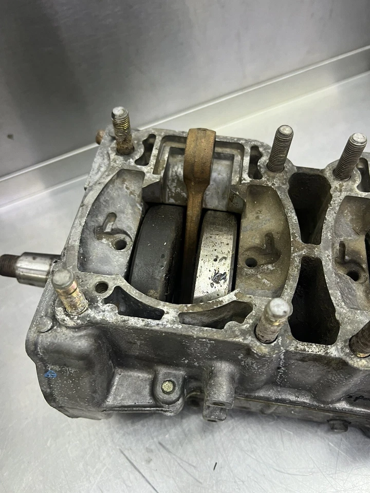 Cigüeñal caja inferior 3086389 99 00 01 02 Polaris 2001 Super Sport Edge 550 Foto 3 de 4