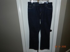 EUC Ladies Dark denim GAP bootcut stretch Jeans 16