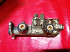 Maître-cylindre de frein Renault R4