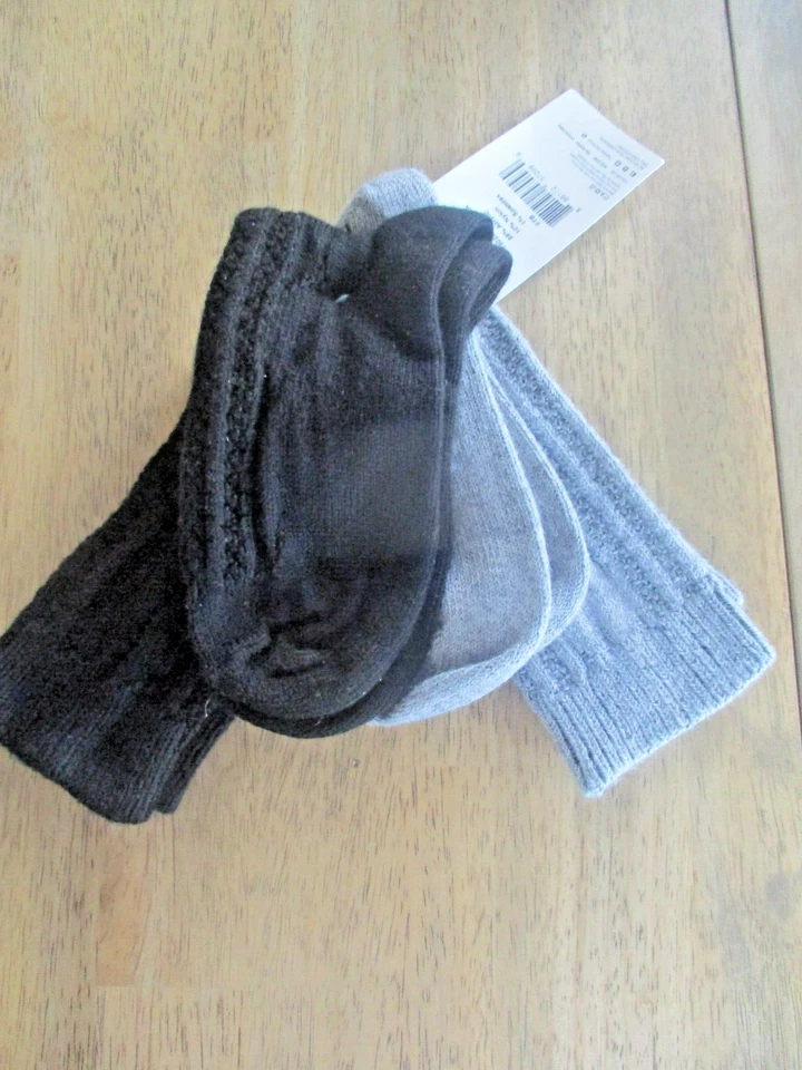 2 PAIR WOMENS NWT HUE CABLE BOOT SOCKS RETAILS Made in USA - Image 2 of 3