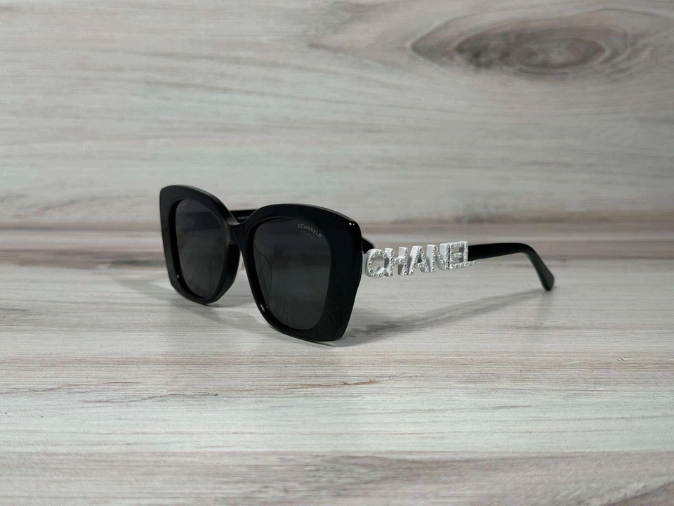 Chanel 5422B Polarized Black & White Square Sunglasses 1026/S4 - Ships Now! - Image 2 of 4
