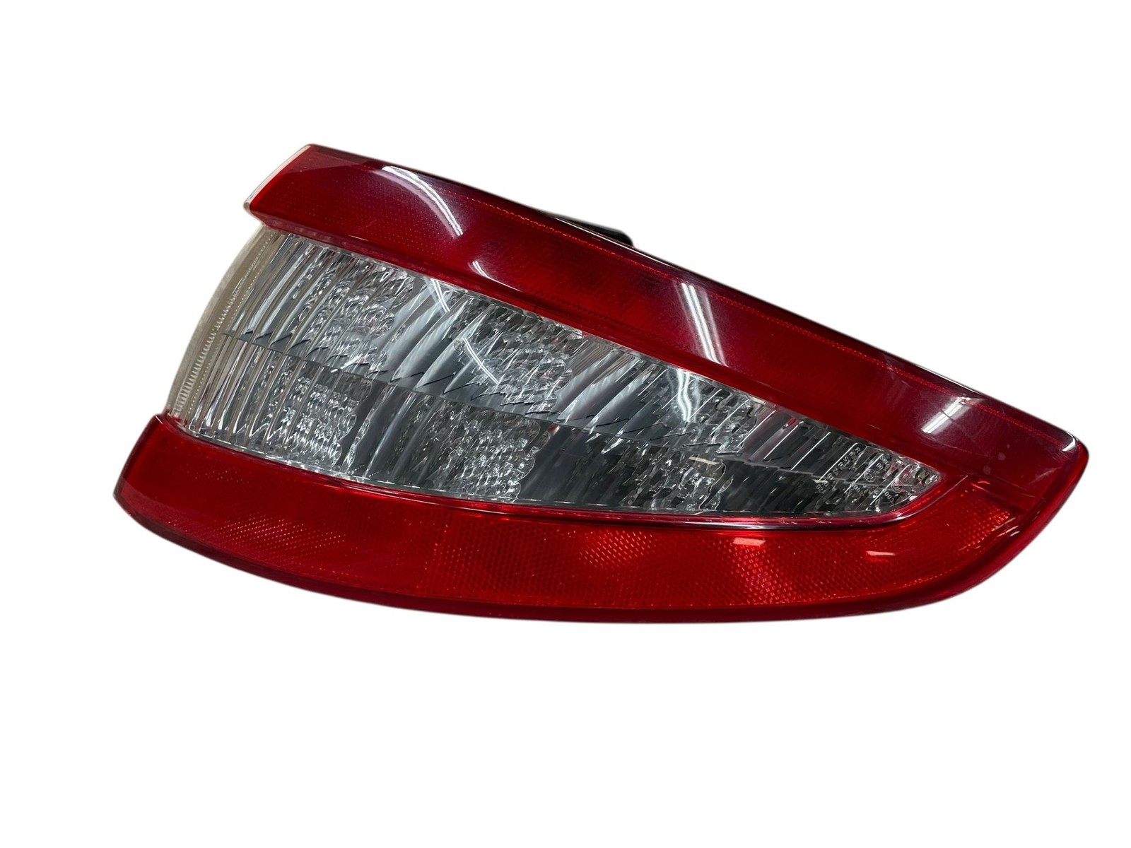 2008-2012 MASERATI GRANTURISMO 4.7L RWD Rear RH Brake Tail Light Quarter Mounted