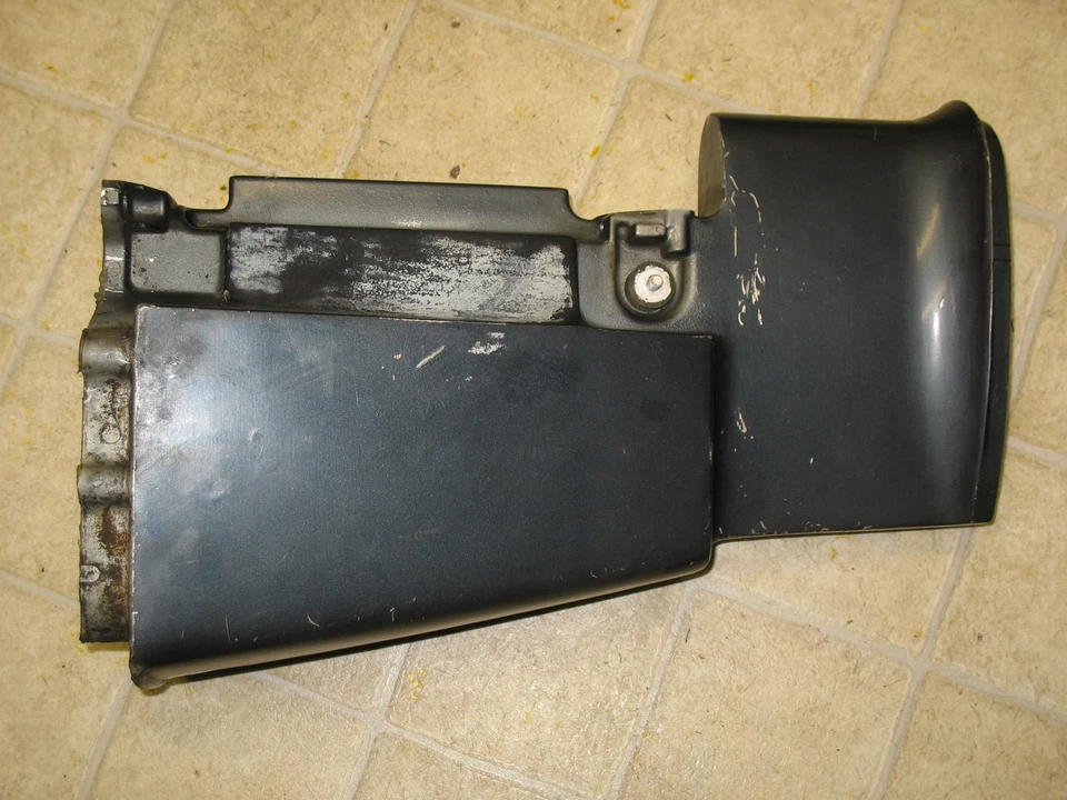 1988 88 US MARINE FORCE 50HP 50 HP ENGINE MOTOR LEG - Image 2 of 4
