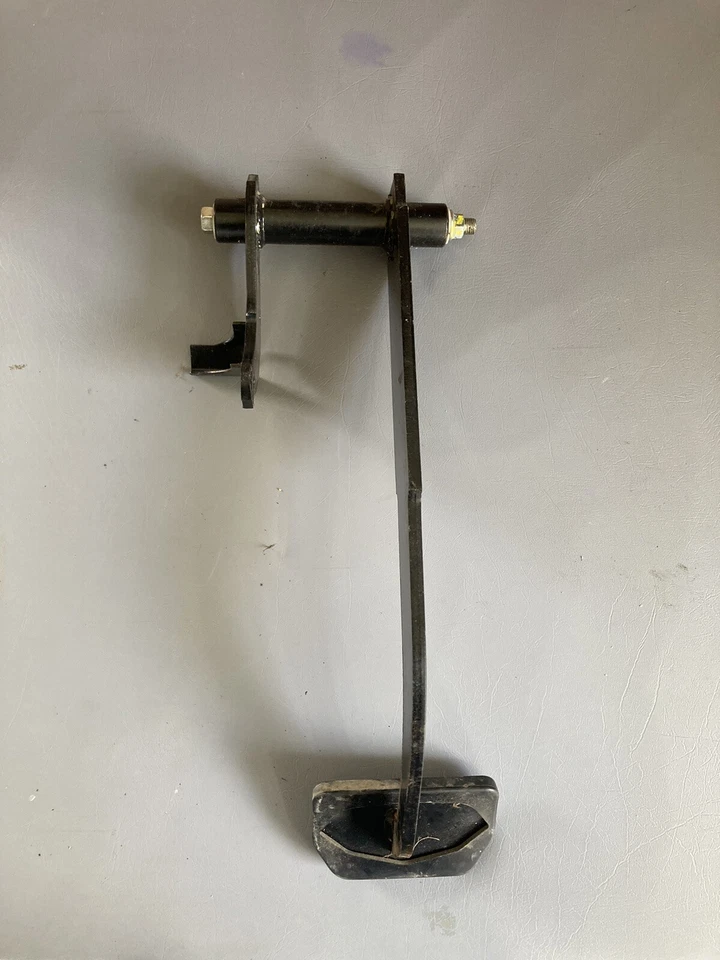 Pedal de freno Suzuki SX4 AT 2007-2013 con perno de montaje y buje Foto 2 de 3