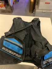 SCUBAPRO Vest regulator Weight Pockets -Size large Scuba Gear