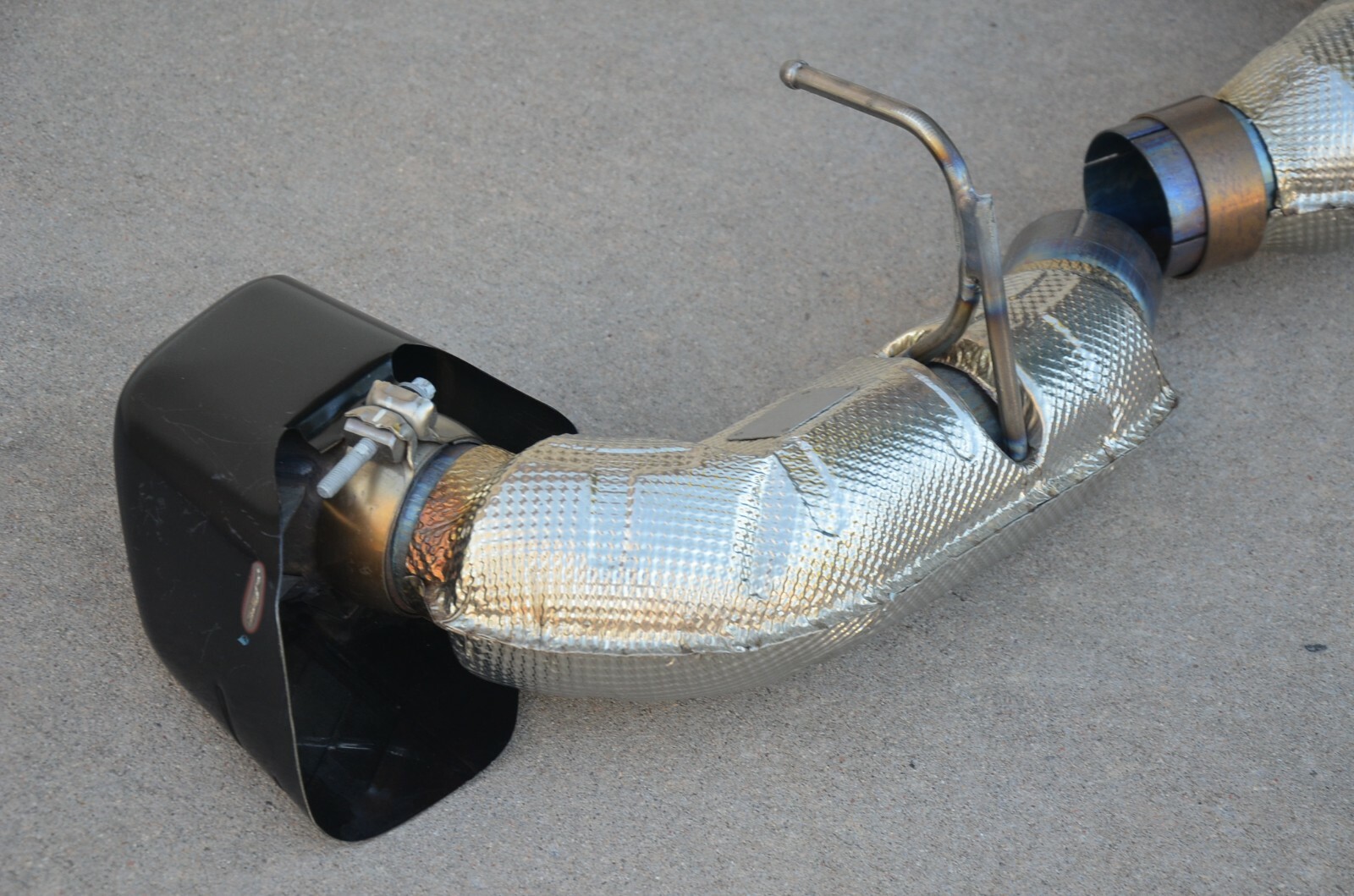 2015-2021 McLaren 570GT Rear Exhaust Muffler Tail Pipe Tip End OEM 13HA027MP