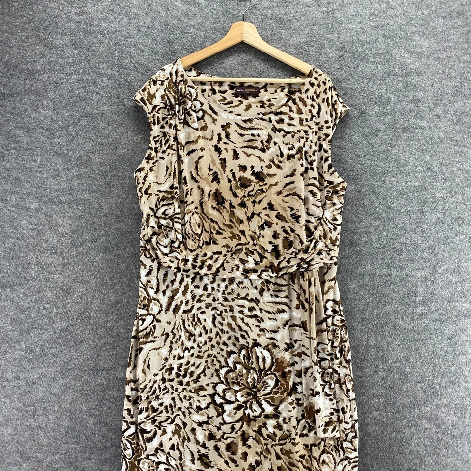 Vestido Dana Buchman Mujer 1X Plus Beige Estampado Animal Cambio Midi Sin Mangas Informal Foto 3 de 4
