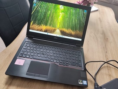 Fujitsu CELSIUS H780 i7 | 32 GB RAM | NVIDIA Quadro P600 2x512GB