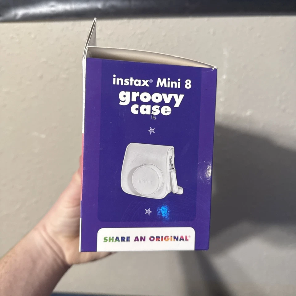 Estuche para cámara Fujifilm Instax Groovy para cámara Instax Mini 8 (negro) Foto 4 de 4