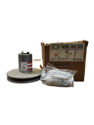 NEW IN BOX SPEED SELECTOR VARIABLE SPEED PULLEY 1'' BORE MODEL 6C