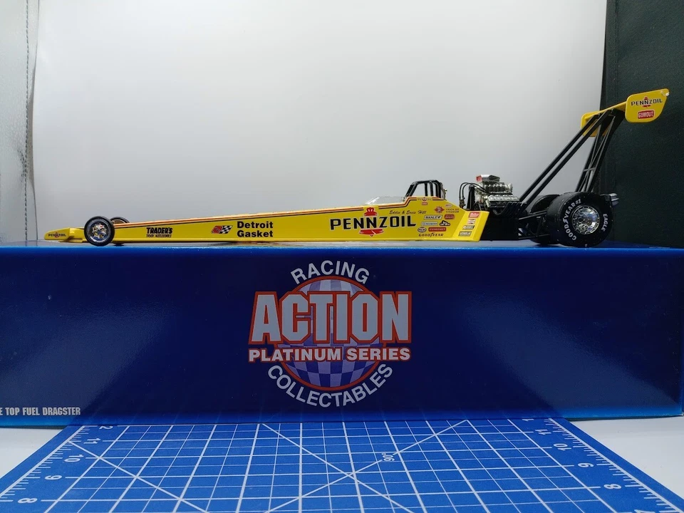 Eddie Hill 1995 Action Racing NHRA escala 1:24 Top Fuel Dragster 1 de 6.000 Foto 3 de 4