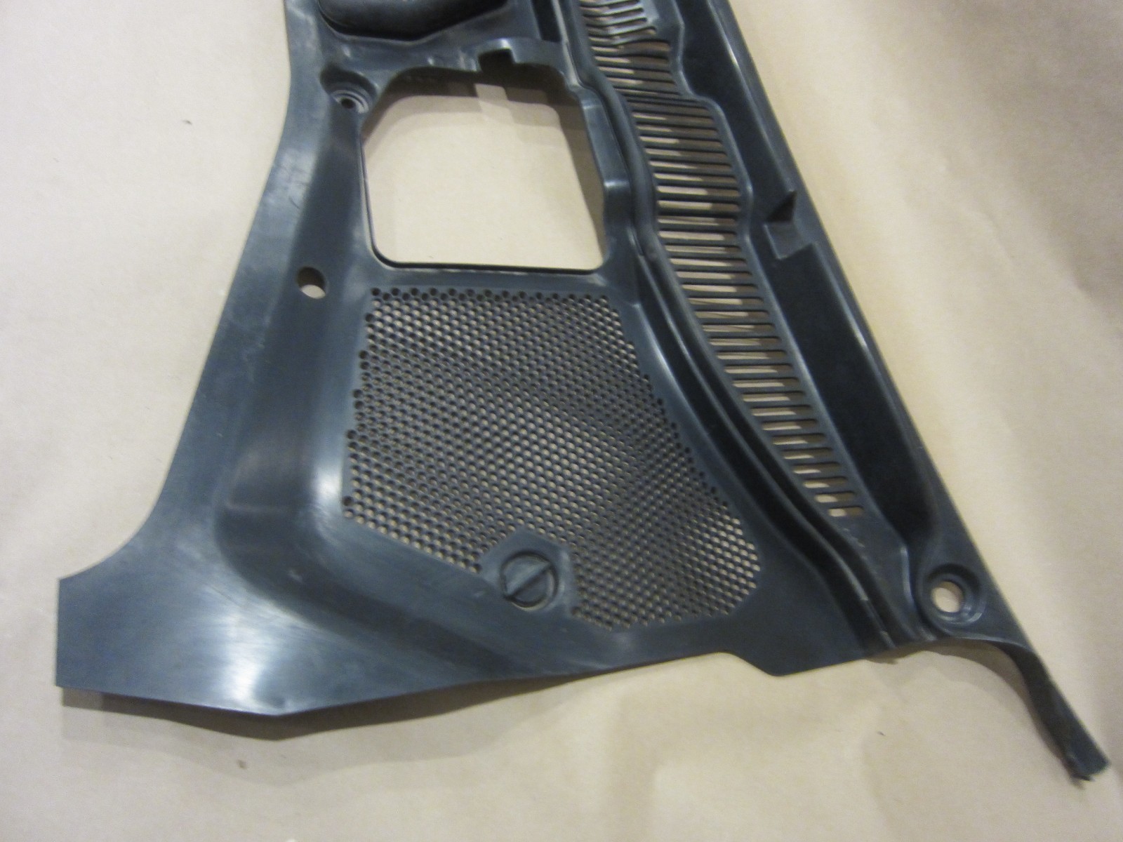 Bentley Continental Windshield Cowl Part# 3W8819415E