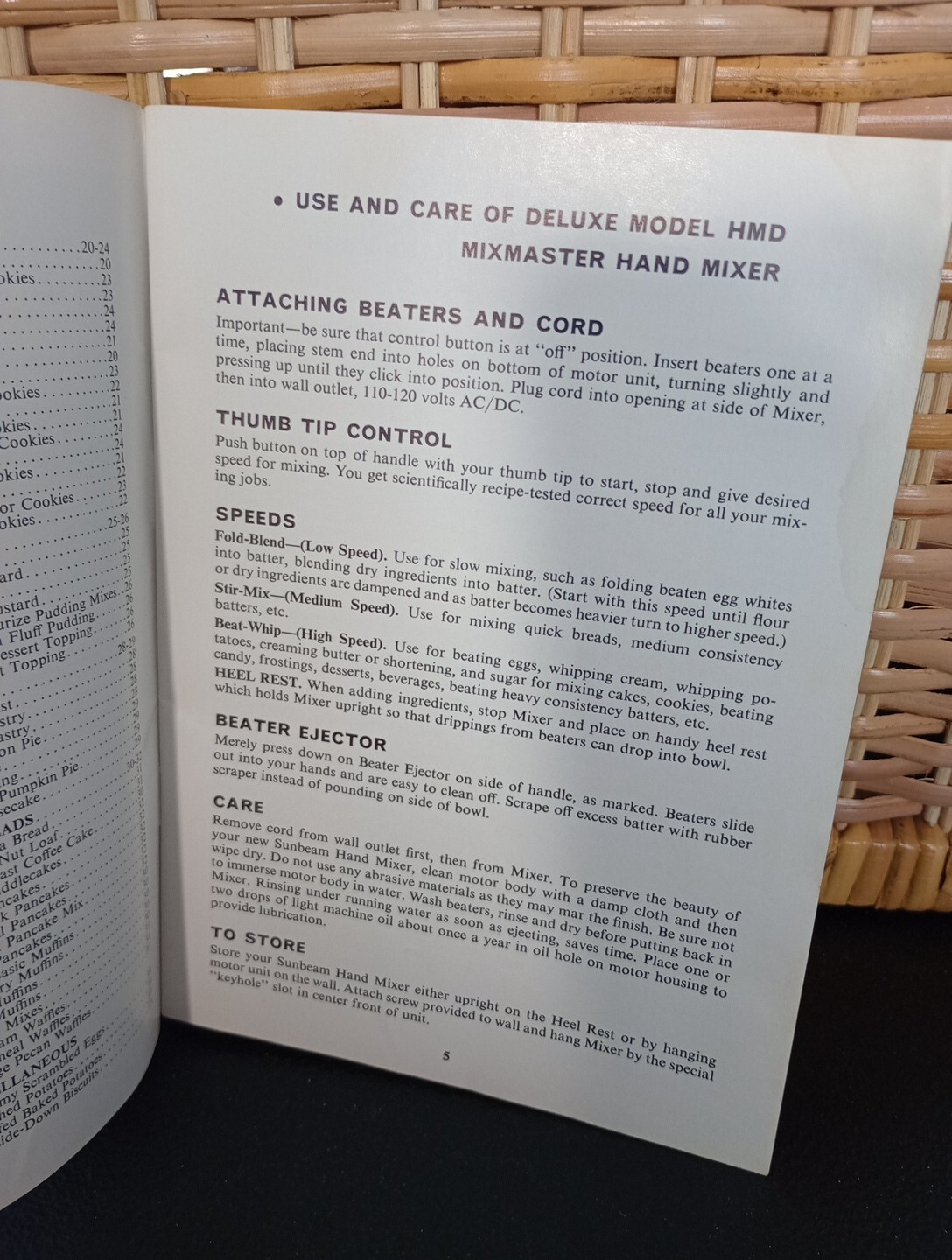 Vintage 1960 Sunbeam Deluxe Mixmaster Hand Mixer Recipe Instruction Book 35 Page