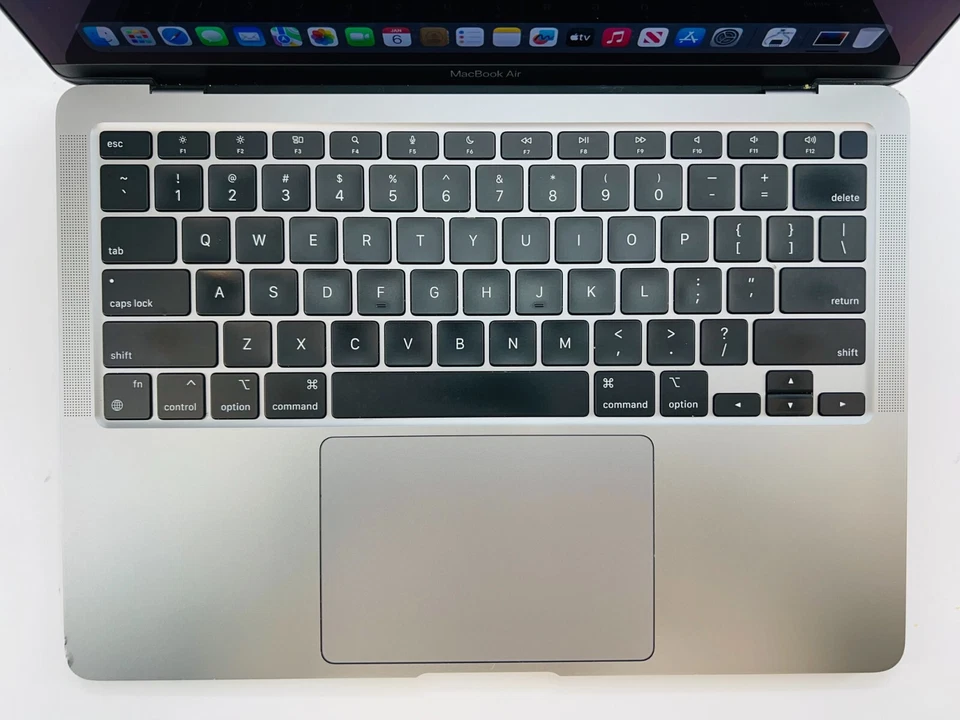 Apple 2020 MacBook Air M1 3.2GHz (7-Core GPU) 8GB RAM 256GB SSD - Fair - Image 3 of 4