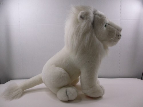 Siegfried and Roy White Stuffed Lion 14 " Tall L30253 - Picture 2 of 6