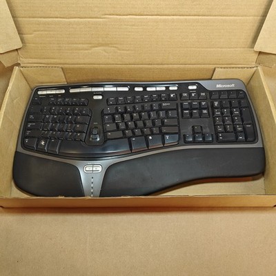 Microsoft Natural Ergonomic Keyboard 4000 v1.0 Model KU-0462 Wired USB - Tested