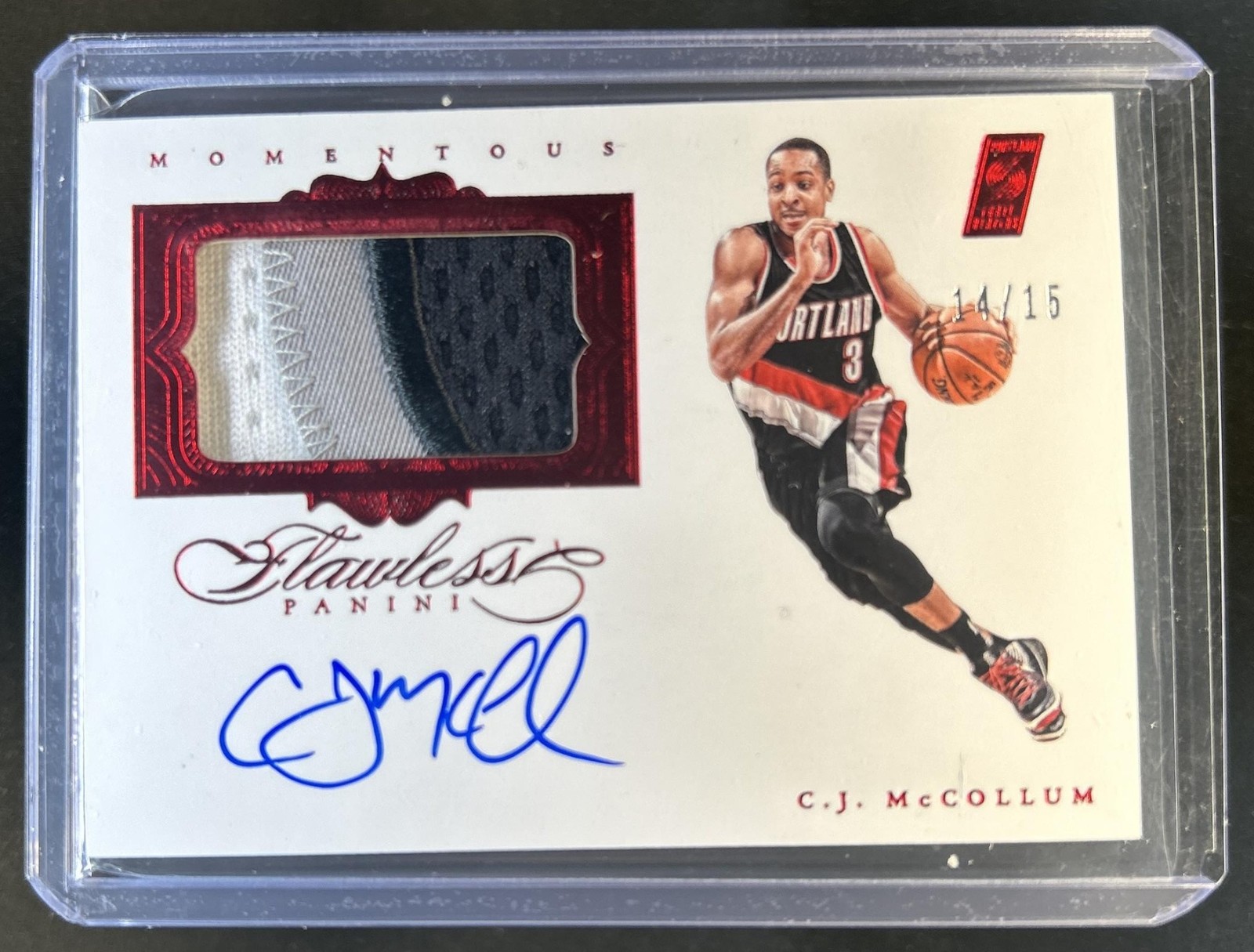 2015-16 Panini Flawless C.J. McCollum Momentous Auto Memorabilia Patch Ruby #/15