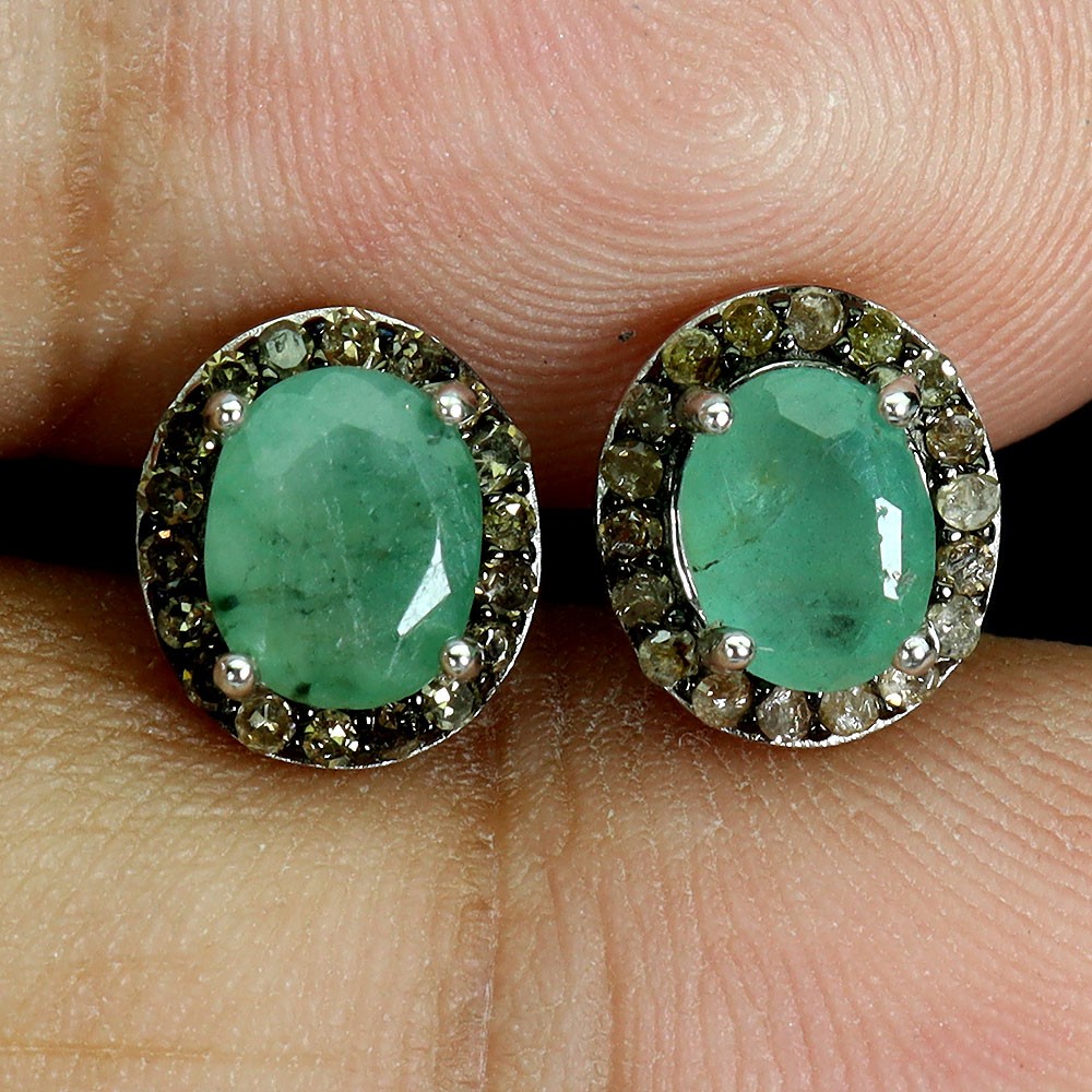 Aretes de Plata 925 con Esmeralda Oval 6x5mm y Diamante 36pcs