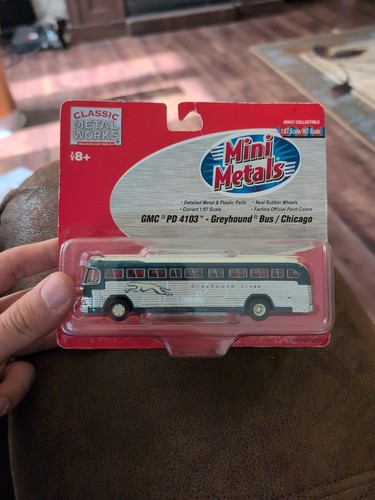 MINI METALS 32103 GMC PD 4103 GREYHOUND BUS CHICAGO NUEVO | Zustand: New