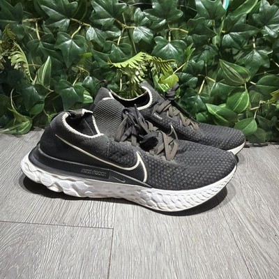 Nike React Infinity Run Flyknit Mens Size 12 Black/White Athletic Running Shoe