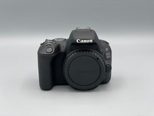Canon EOS 200D Body, 24.2MP, #911-1, - OTTIMO -