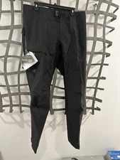 NWT  Mens Arc’teryx Goretex Beta AR Pant Ski Snow Size L Regular Black