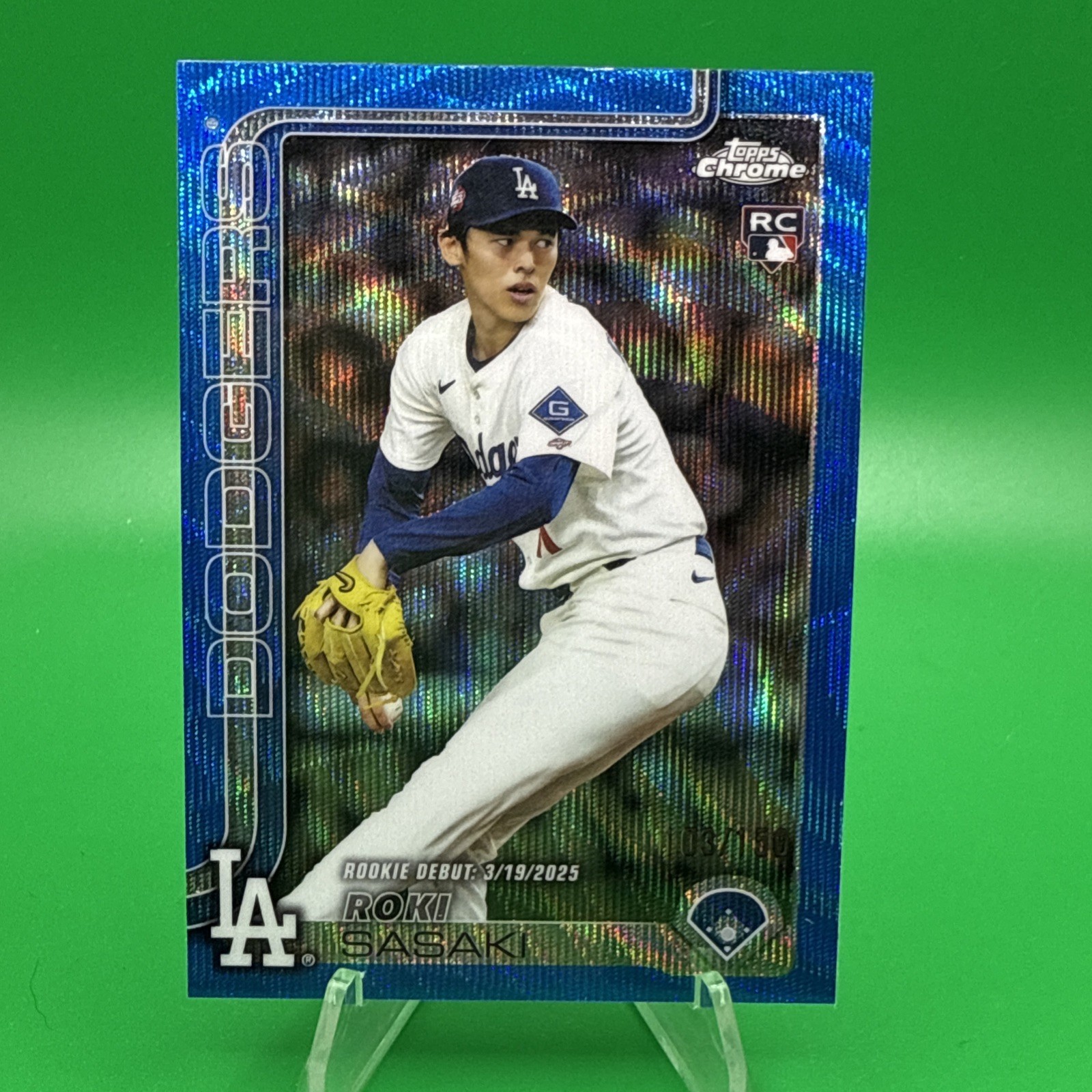 ROKI SASAKI 2025 TOPPS CHROME UPDATE ROOKIE DEBUT BLUE WAVE RC /150
