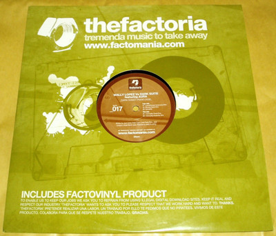 12'' Wally López vs Dark Suite feat. Aura  ''Dark Suite Piano 2000''  (The Factoria