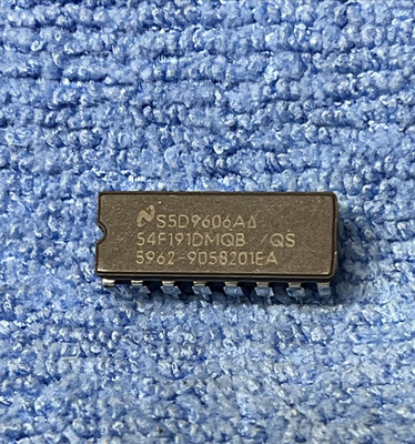 NSC ~ 54F191DMQB ~ IC,COUNTER,UP/DOWN,4-BIT BINARY,F-TTL,DIP,16PIN,CERAMIC