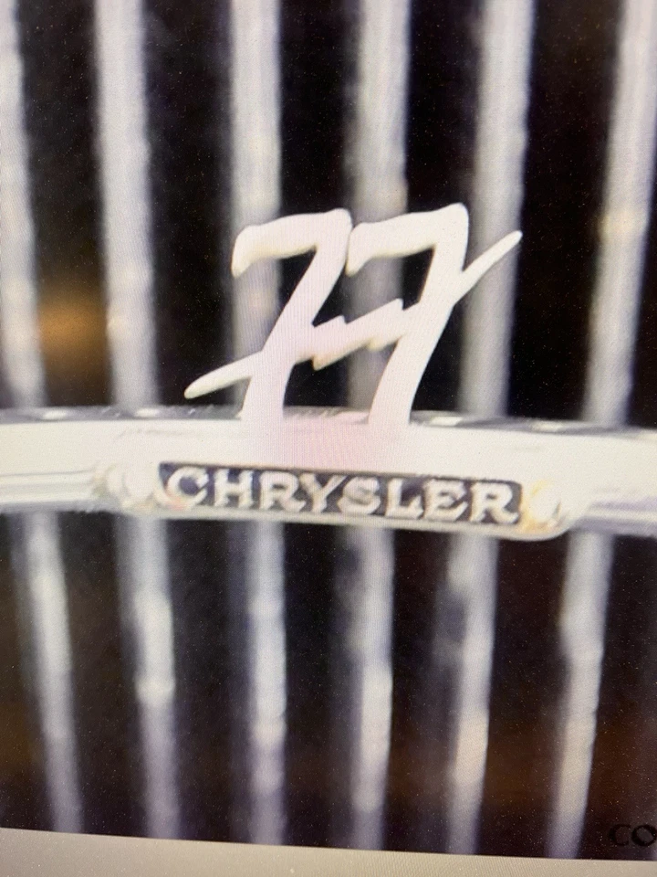 **** 2 emblemas de capó Chrysler 77 Chrysler Serie 77 Phaeton 1930 **** Foto 3 de 4