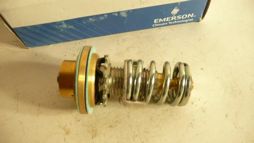 NEW GENUINE EMERSON X22440B4A EXPANSION VALVE 037040