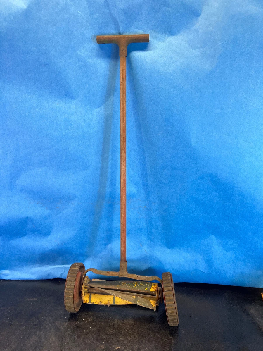 Vtg Metal Child's Toy Push Reel Lawn Mower for Parts or Repair