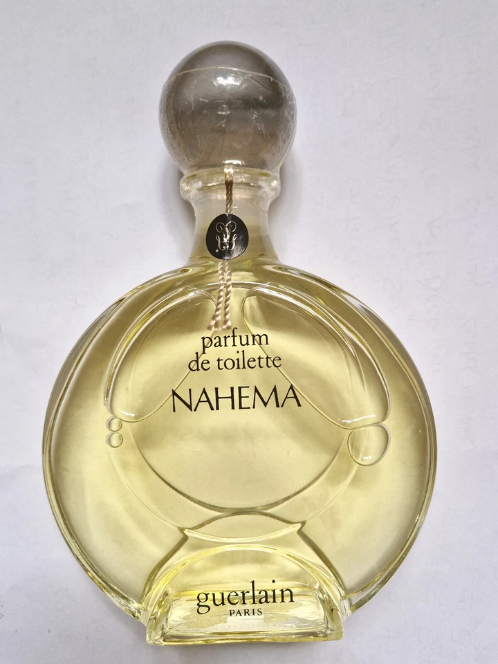 Factice Nahema Guerlain neu, versiegelt, Gewicht 700g