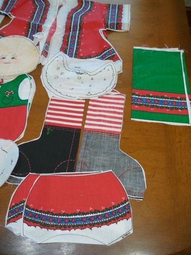 Santa Fabric Cut & Sew Plush Pattern Christams Presents Bag PRE-CUT - Picture 8 of 8