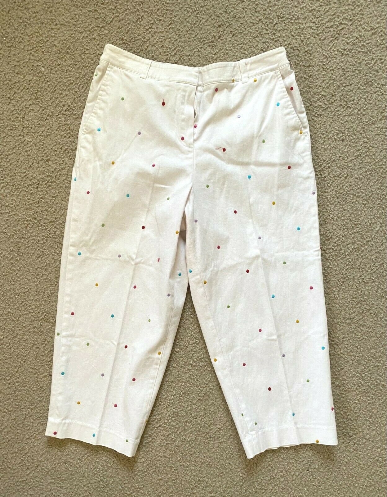 Briggs New York Womens Capri Pants White Embroidered Polka Dots Size 14 |  eBay
