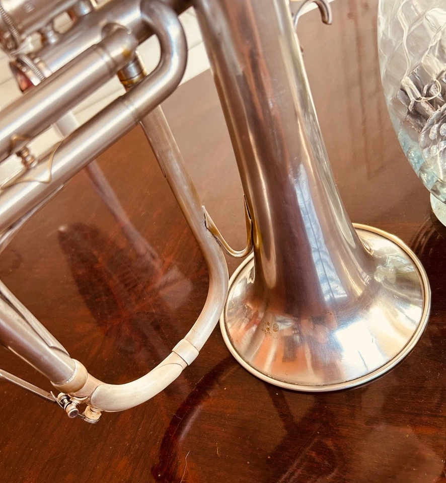 Couesnon Flugelhorn 银色 — 第 2/4 张图片