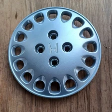 Honda Accord hubcap 1992-1993 fits 14" wheels 44733-SM4-N120-M2 55019 Repainted