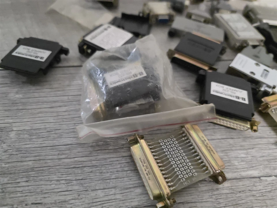 DB-25 and DB-9 Adapters, Converters and All sorts of things - Bulk Lot - Image 2 of 4