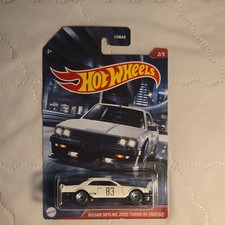 Hot Wheels Nissan Skyline 2000 Turbo RS (KDR30) White/Black 1:64 Diecast Car