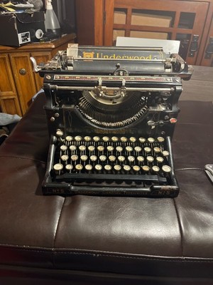 VINTAGE UNDERWOOD NO. 5 MANUAL TYPEWRITER 1920's GREAT CONDITION, WORKING PARTS