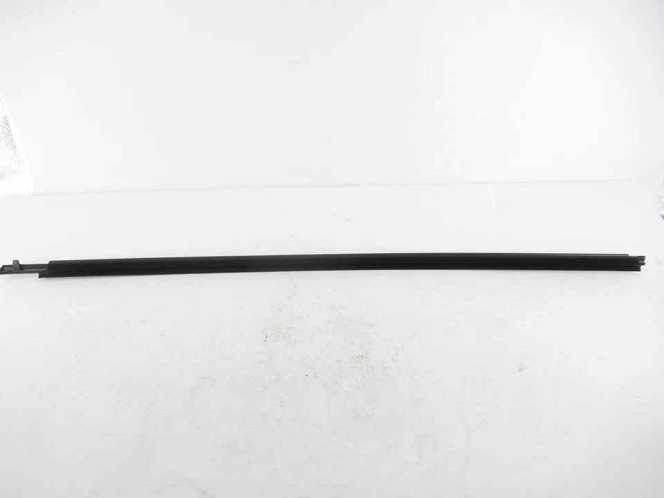 Original OEM Scion 75711-21030 pasajero cinturón delantero moldura exterior 2005-2010 tC Foto 4 de 4