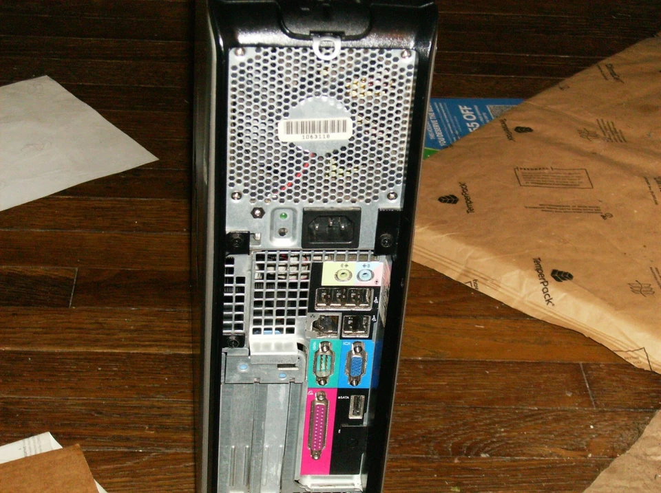 Dell OptiPlex 780 Desktop Computer with Windows 10 - Image 3 of 4