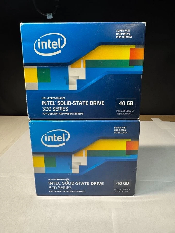 New Intel 40GB SSDSA2CT040G3K5 320 Series 3 Gb/s SATA 2.5" SSD Solid State Drive - Image 2 of 4