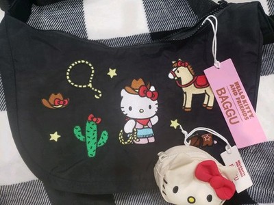 NWT BAGGU X HELLO KITTY Medium CRESCENT BAG AND A Matching HELLO KITTY Bag Charm