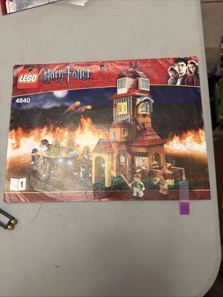 Authentic LEGO Harry Potter The Burrow 4840, NO Minifigs INCOMPLETE Set Parts - Image 4 of 4