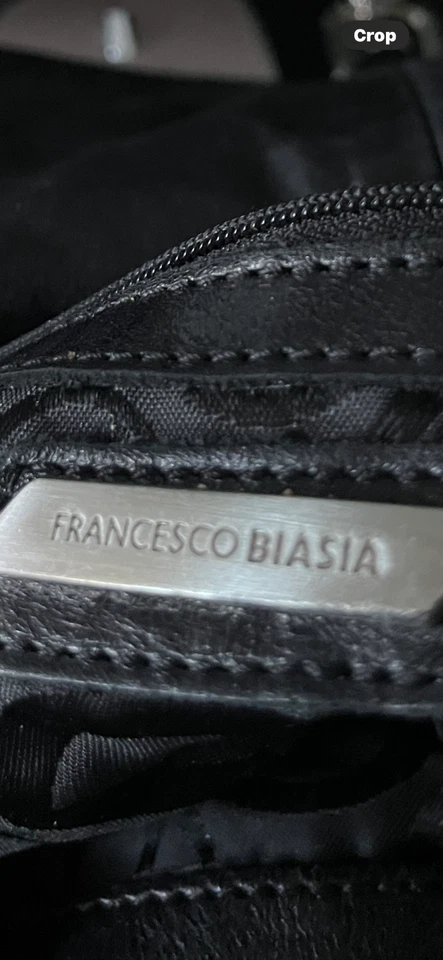 FRANCESCO BIASIA 黑色皮革软垫/手提包,二手,单手柄 (JP5102) — 第 2/2 张图片