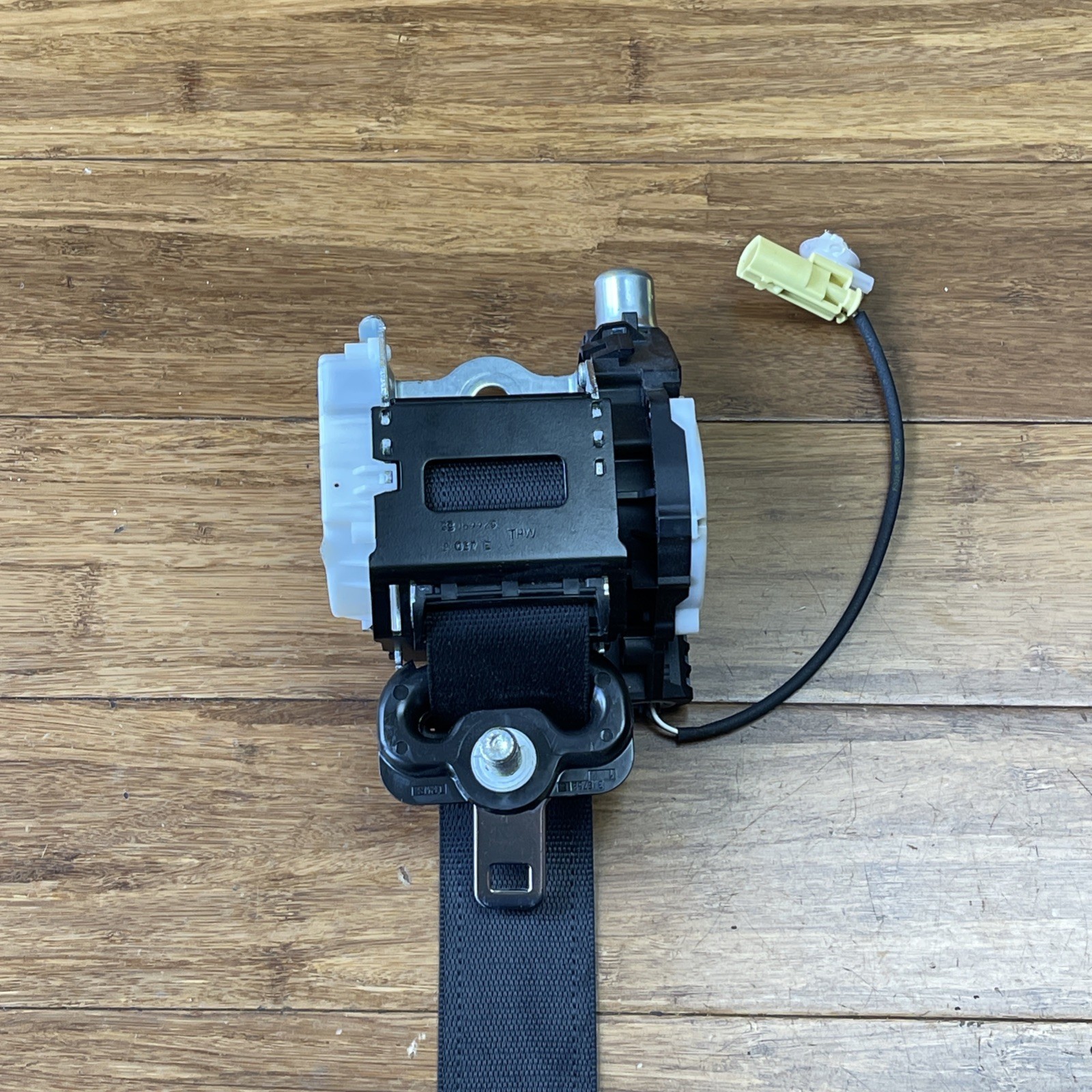 2018-2020 Ferrari Portofino F164 Front Right Seat Belt Retractor Assembly OEM