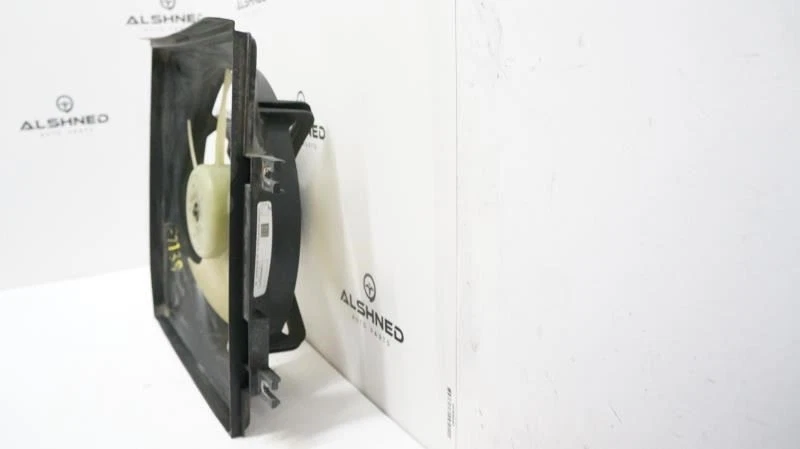 Conjunto de motor ventilador de refrigeración condensador derecho Subaru Outback Limited 2007-2014 2,5 L Foto 4 de 4