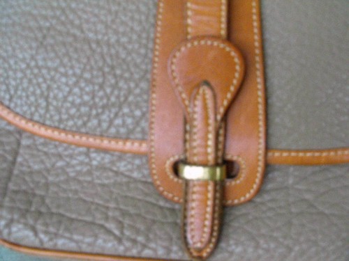 Vintage DOONEY & BOURKE Dark Ecru & Brown Pigskin/Calfskin Shoulder Bag - Picture 2 of 3