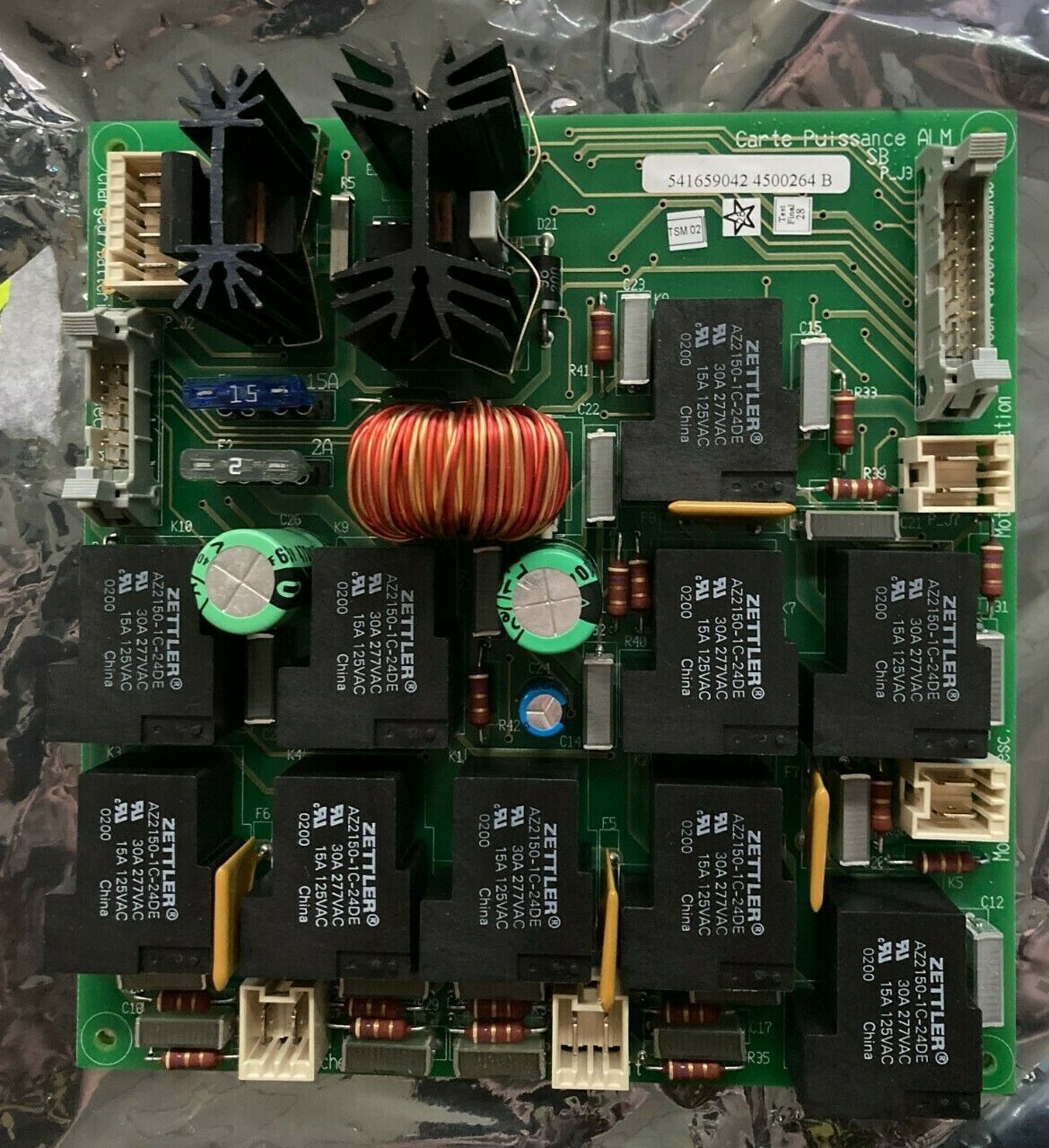 Foto 1 di 6